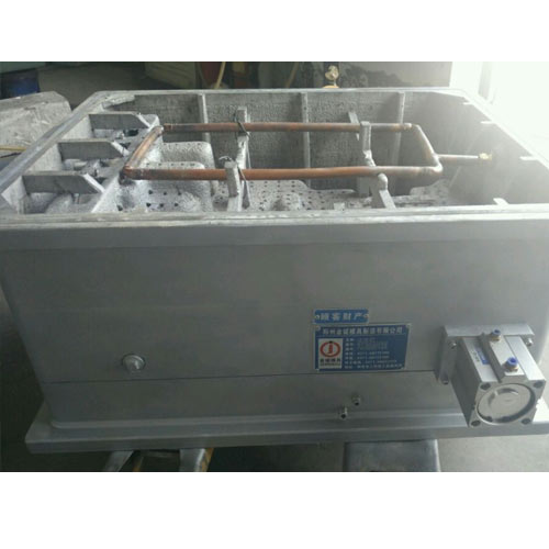 自動(dòng)箱體模具