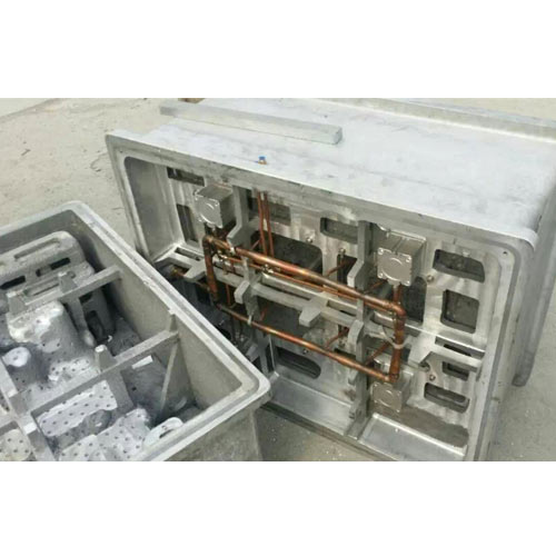 自動箱體模具 